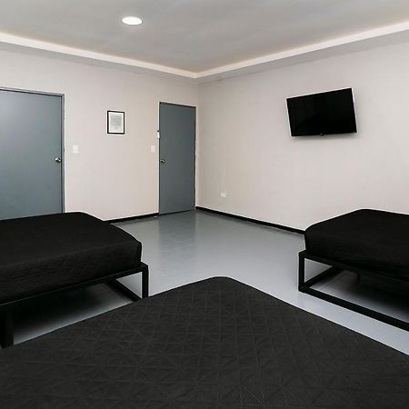 Adhoc Plaza Hotel Monterrey Ngoại thất bức ảnh
